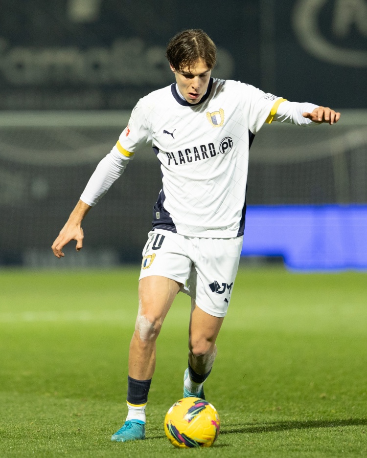 都體：尤文計(jì)劃進(jìn)行中場(chǎng)補(bǔ)強(qiáng)，他們瞄準(zhǔn)了葡萄牙新星古斯塔沃-薩